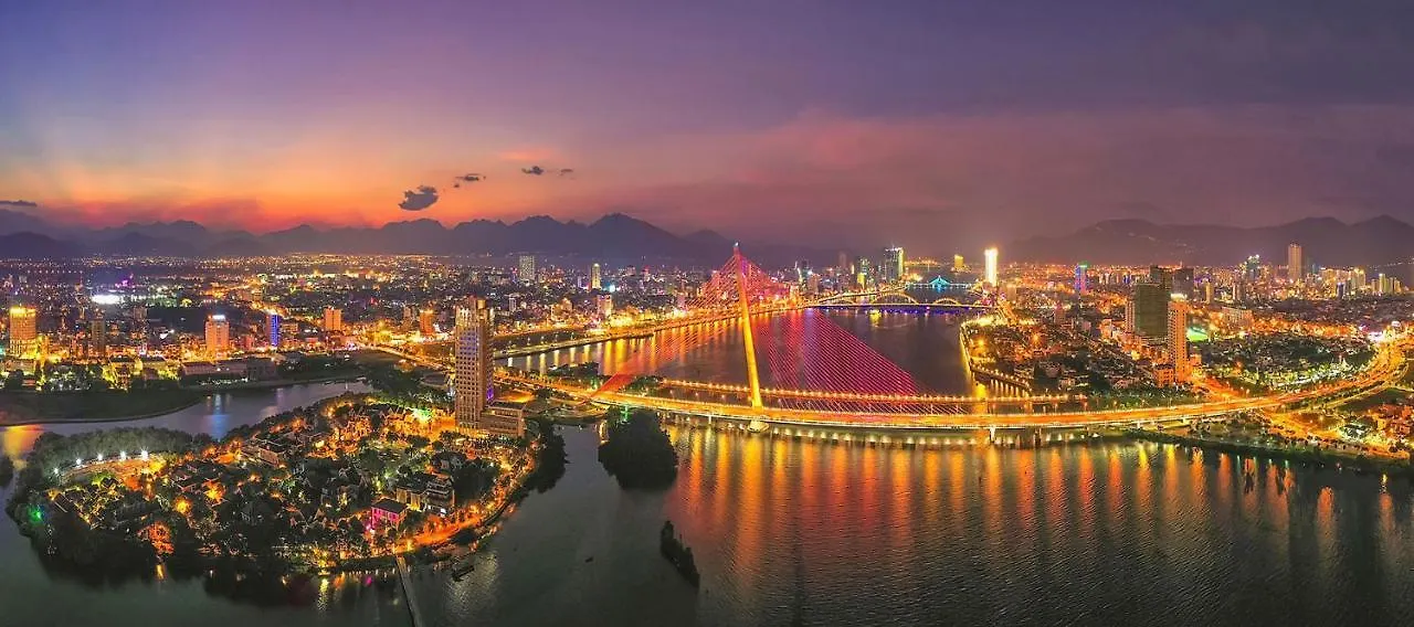 Travidat Hotel Da Nang contacts